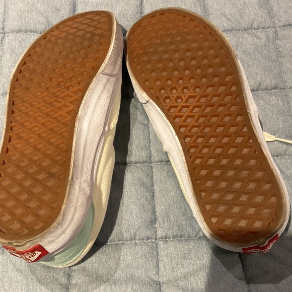 Two tone vans - Picture 3 of 6